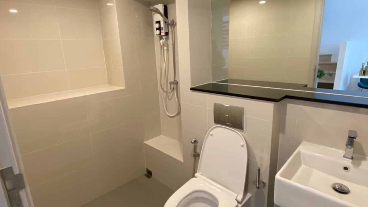 Knightsbridge Prime Sathorn