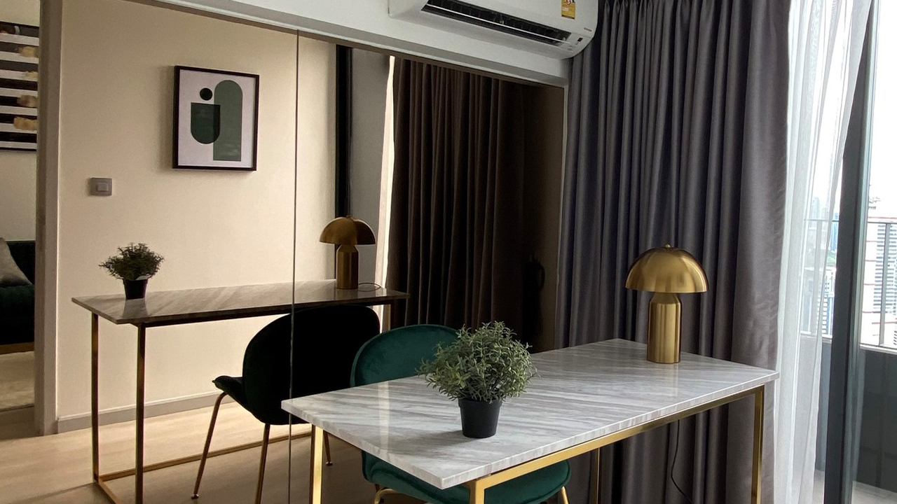 Knightsbridge Prime Sathorn
